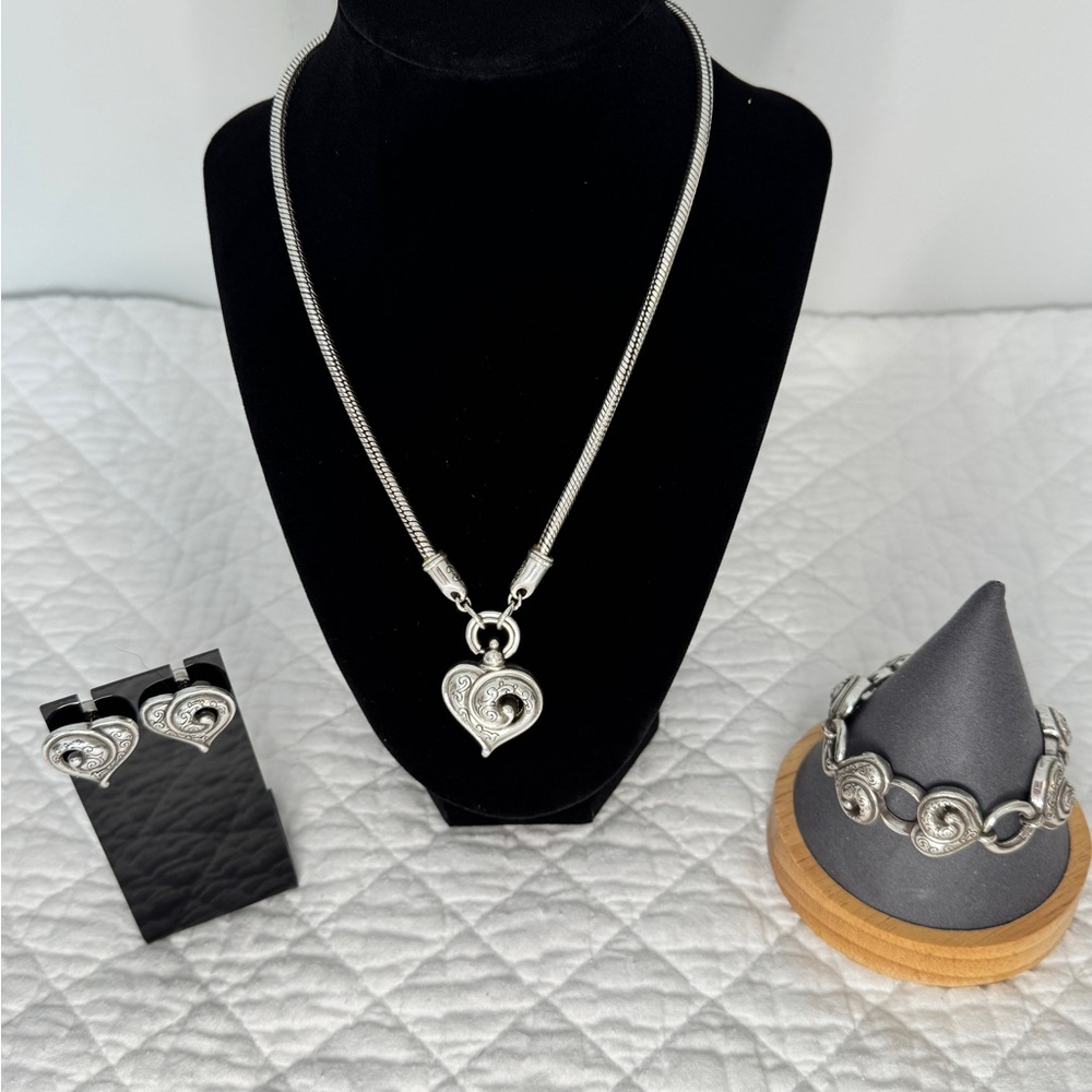 RETIRED Brighton Penelope Heart Jewelry Set.